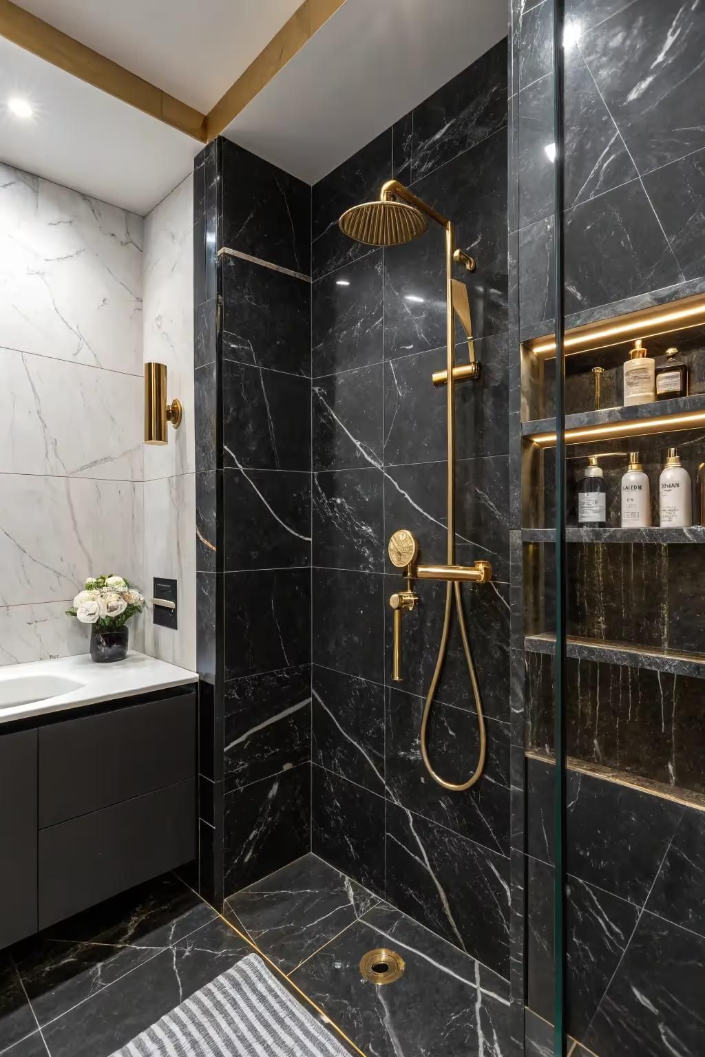 60x60 Black Gold Marble Look